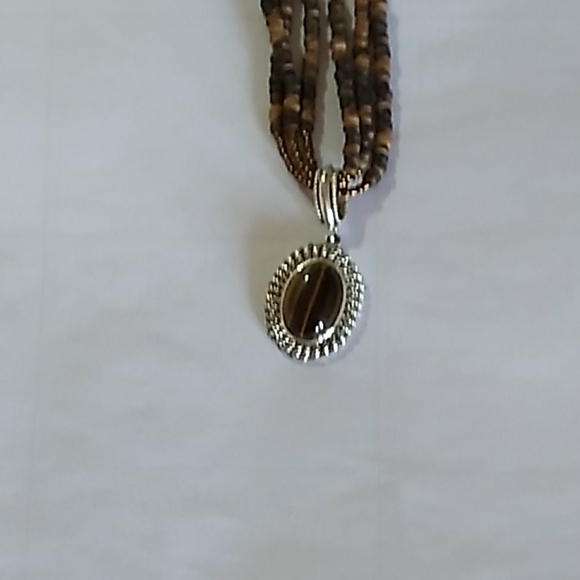 Necklace - Picture 2 of 2